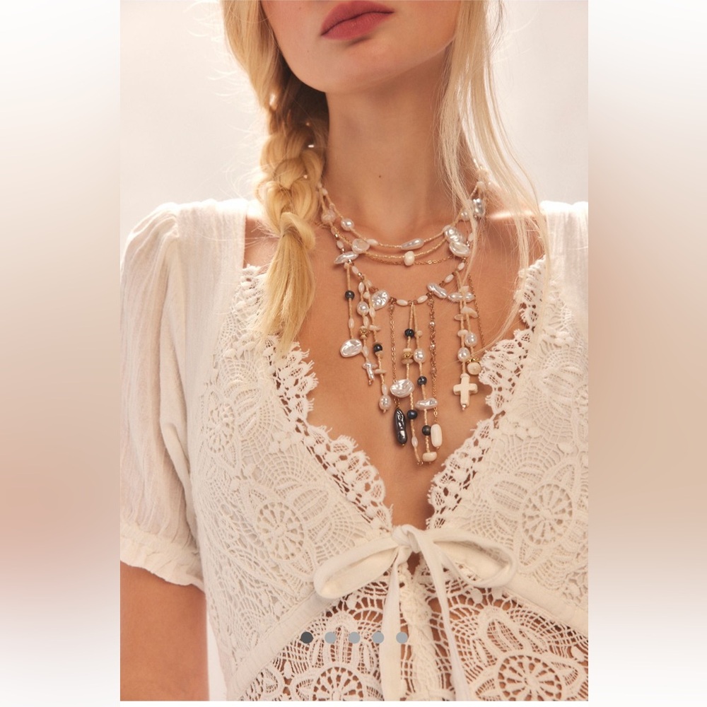 Ariana Ost X Free People Something Beautiful Necklace NWT
